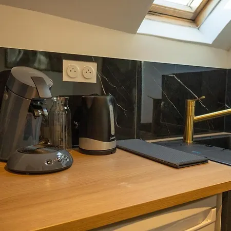 Le Glam Divin Daire *