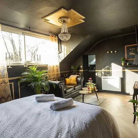 Le Glam Divin Apartment *