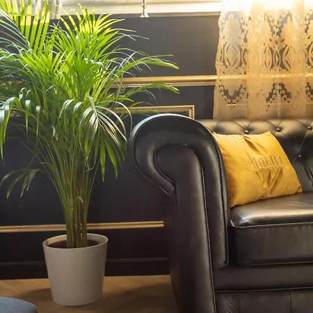 Le Glam Divin 낭트