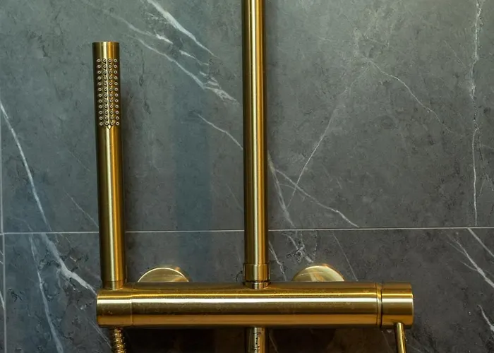 Le Glam Divin * نانت